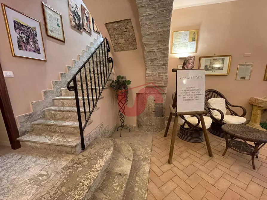 Immagine 4 di Palazzo in affitto  in via Sessualdo a Benevento