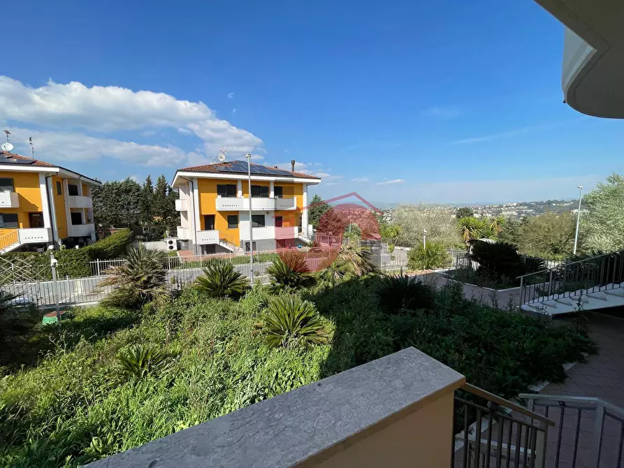 Immagine 41 di Villa in vendita  in Contrada Madonna della Salute a Benevento