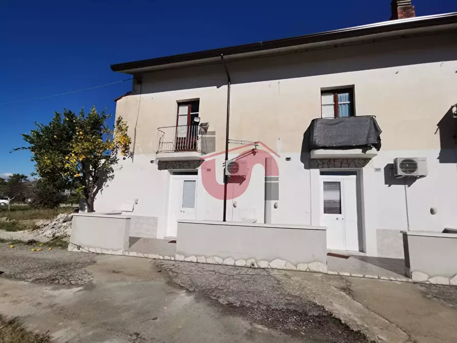 Immagine 4 di Casa semindipendente in vendita  in Contrada San chirico a Benevento