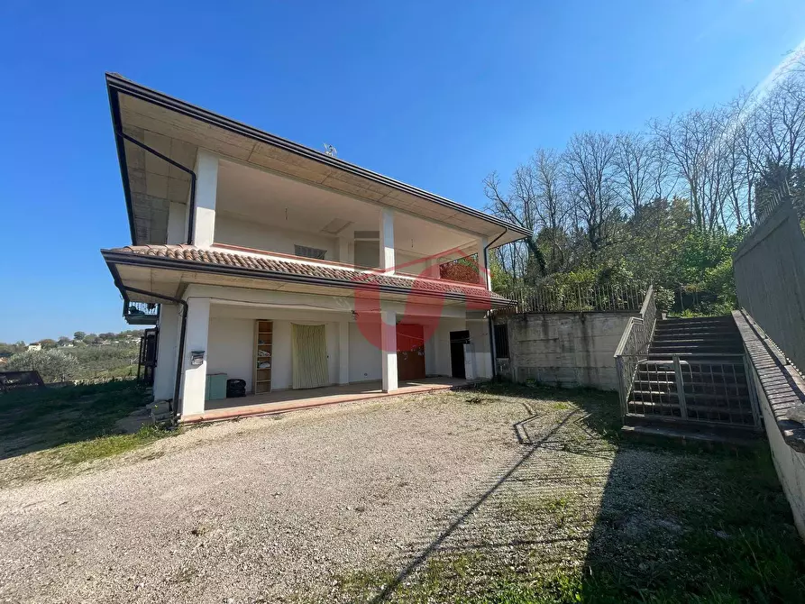 Immagine 3 di Casa indipendente in vendita  in Via Giovanni XXIII a Benevento