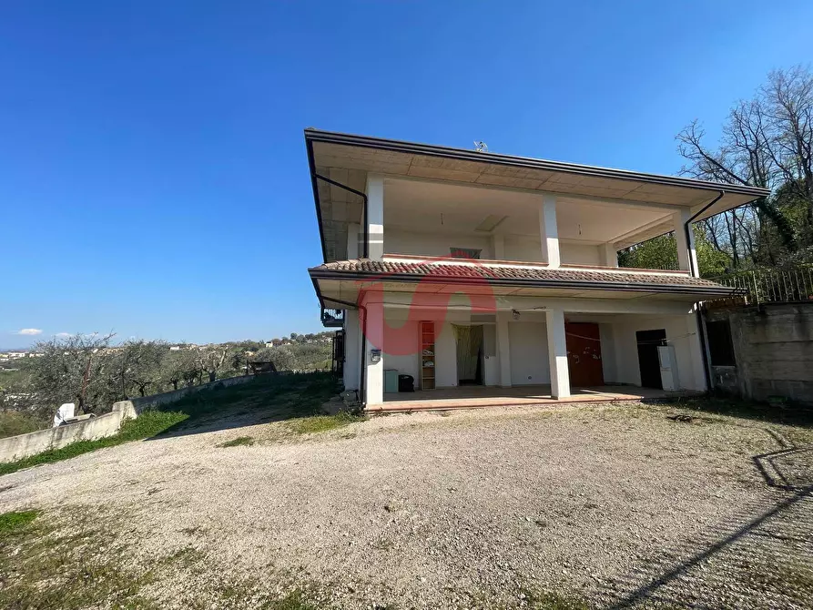 Immagine 2 di Casa indipendente in vendita  in Via Giovanni XXIII a Benevento