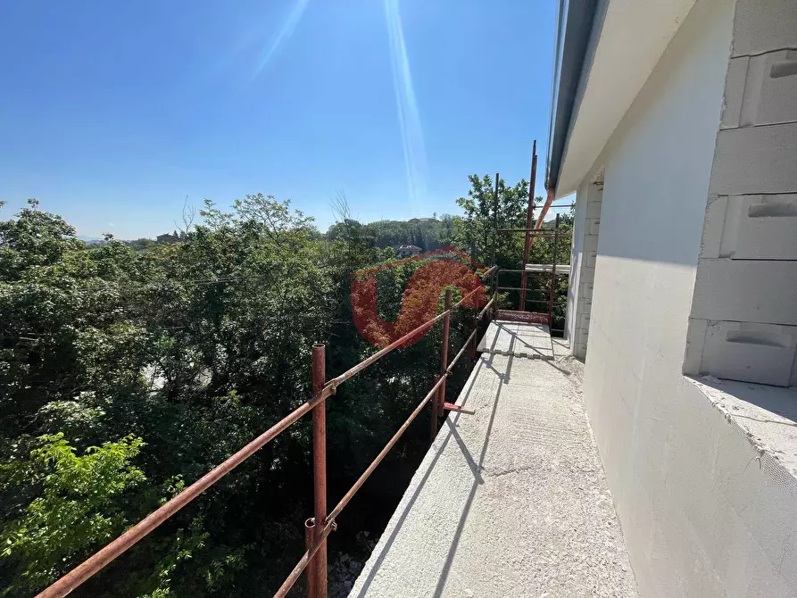 Immagine 44 di Villa in vendita  in Via Manzoni a Arpaise