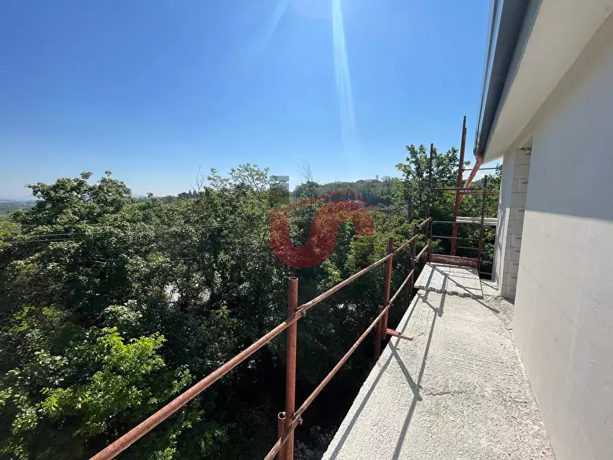 Immagine 45 di Villa in vendita  in Via Manzoni a Arpaise