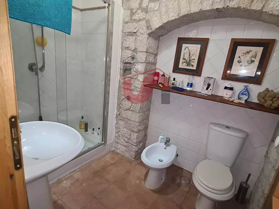 Immagine 25 di Villa in vendita  in Contrada Grotte a Casalduni