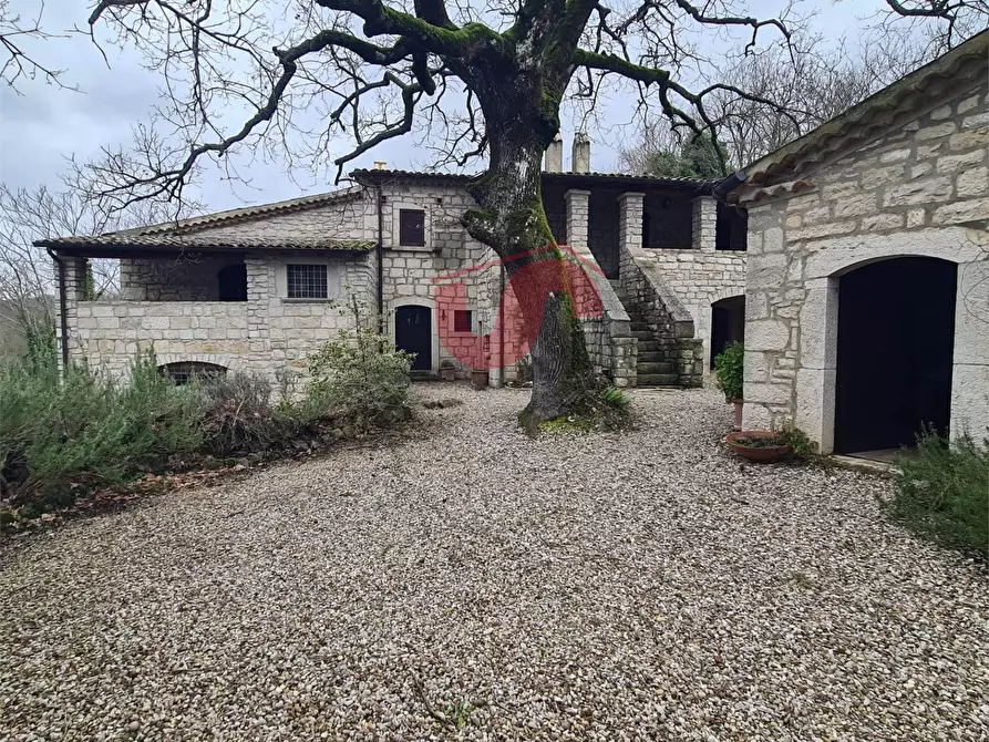 Immagine 3 di Villa in vendita  in Contrada Grotte a Casalduni