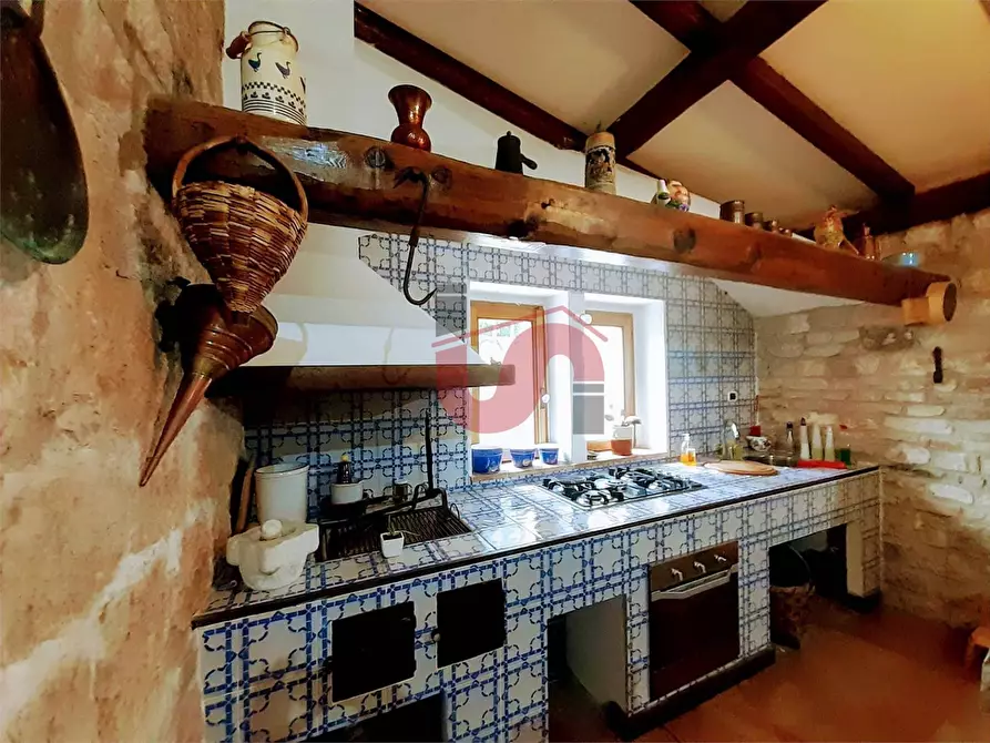 Immagine 13 di Villa in vendita  in Contrada Grotte a Casalduni