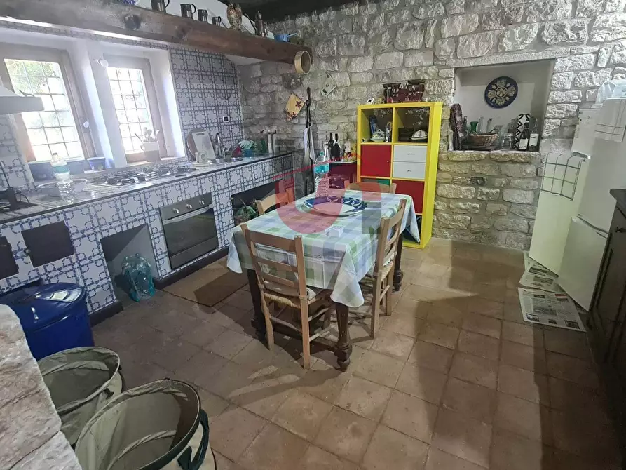 Immagine 11 di Villa in vendita  in Contrada Grotte a Casalduni