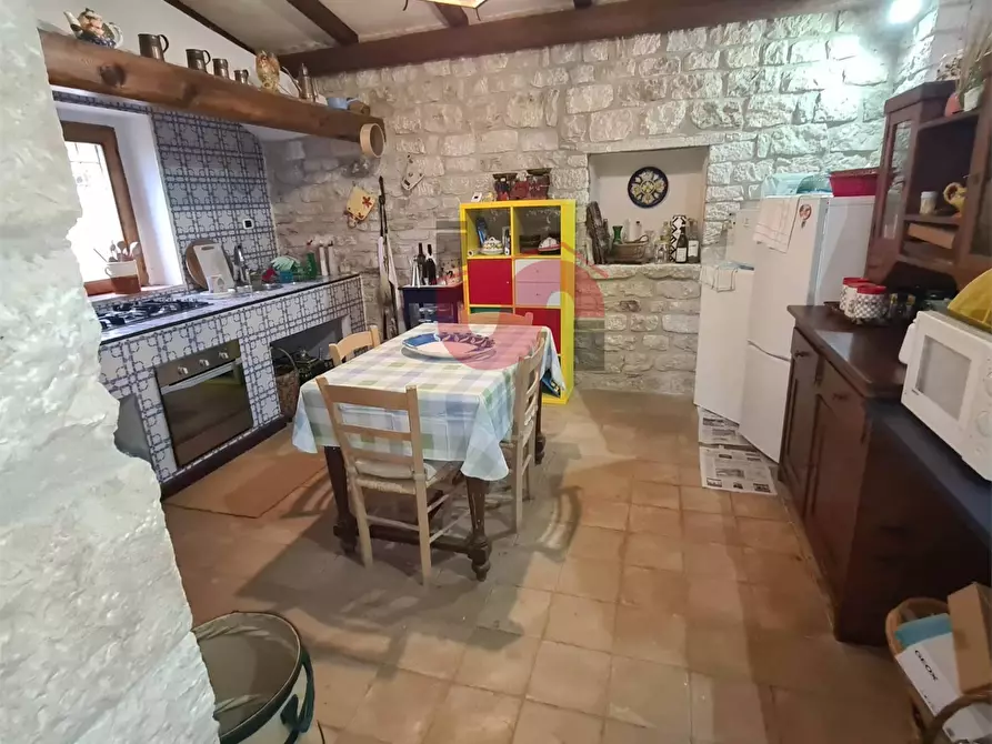 Immagine 12 di Villa in vendita  in Contrada Grotte a Casalduni