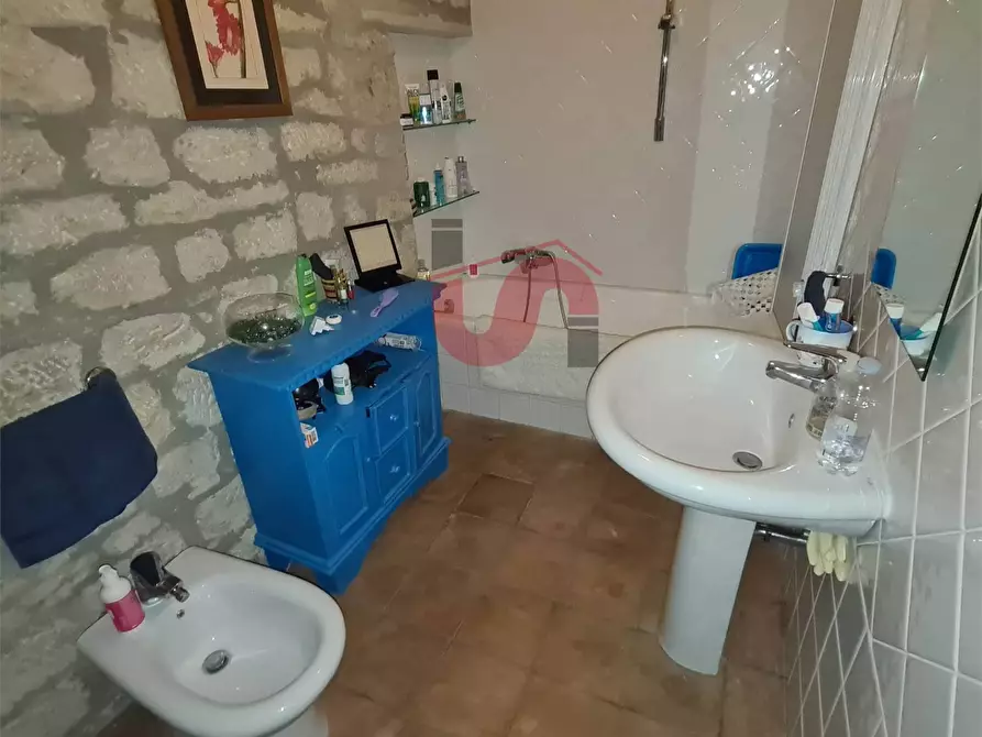 Immagine 26 di Villa in vendita  in Contrada Grotte a Casalduni