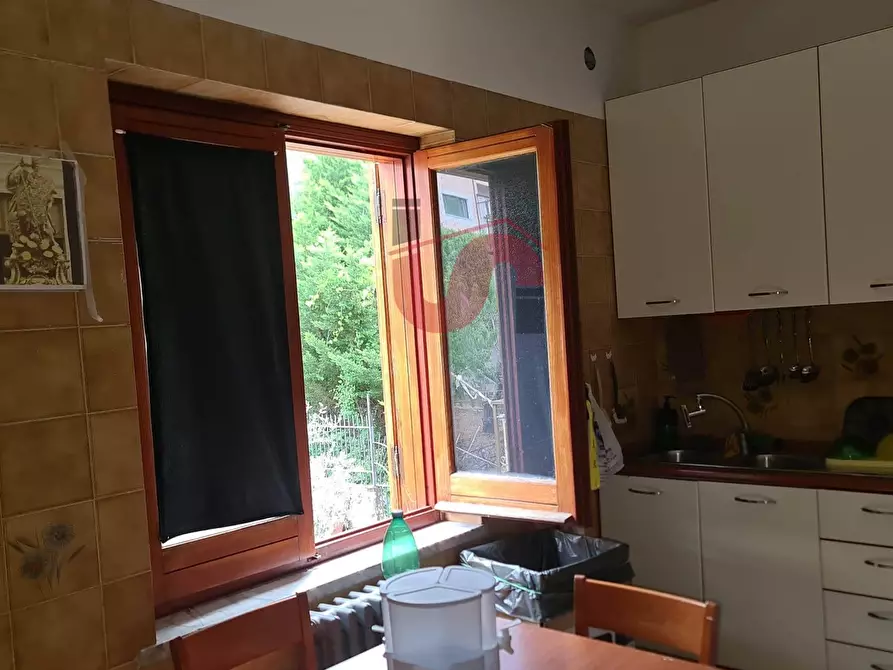 Immagine 14 di Palazzo in vendita  in Via san rocco a Apollosa