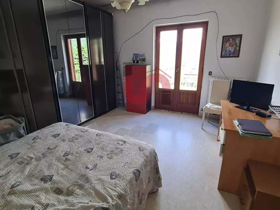 Immagine 19 di Palazzo in vendita  in Via san rocco a Apollosa