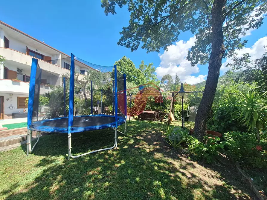 Immagine 55 di Villa in vendita  in Via Antonio di Stasi a Apollosa