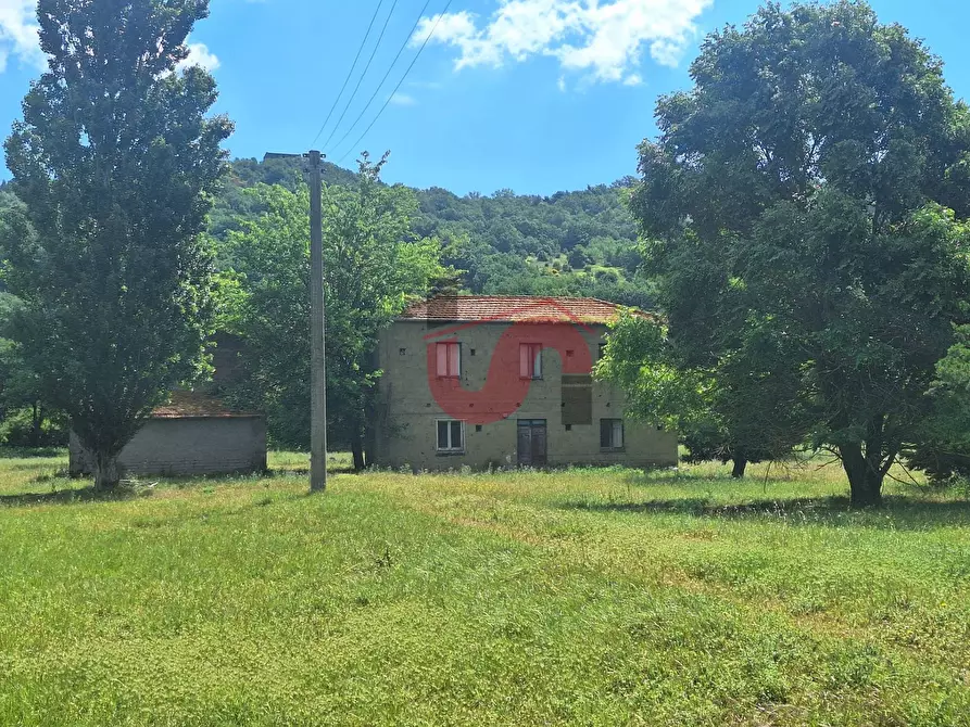 Immagine 1 di Rustico / casale in vendita  in C.da Piano Morra snc a Benevento
