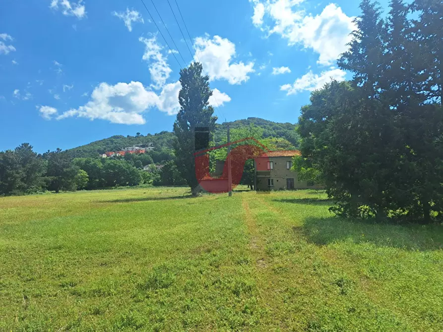 Immagine 2 di Rustico / casale in vendita  in C.da Piano Morra snc a Benevento