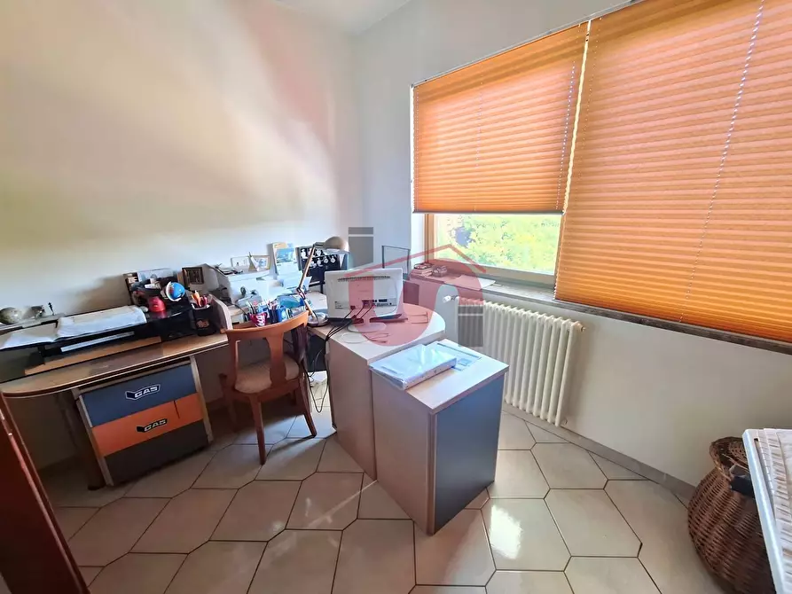 Immagine 24 di Villa in vendita  in Via Antonio di Stasi a Apollosa