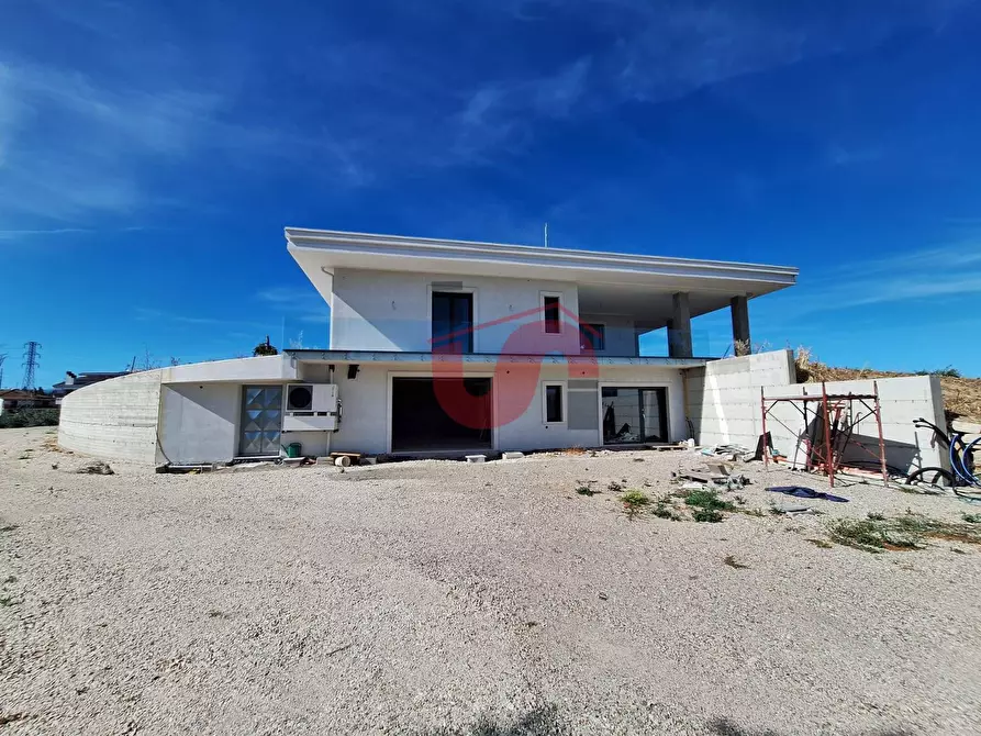 Immagine 27 di Villa in affitto  in C.da San Vitale a Benevento