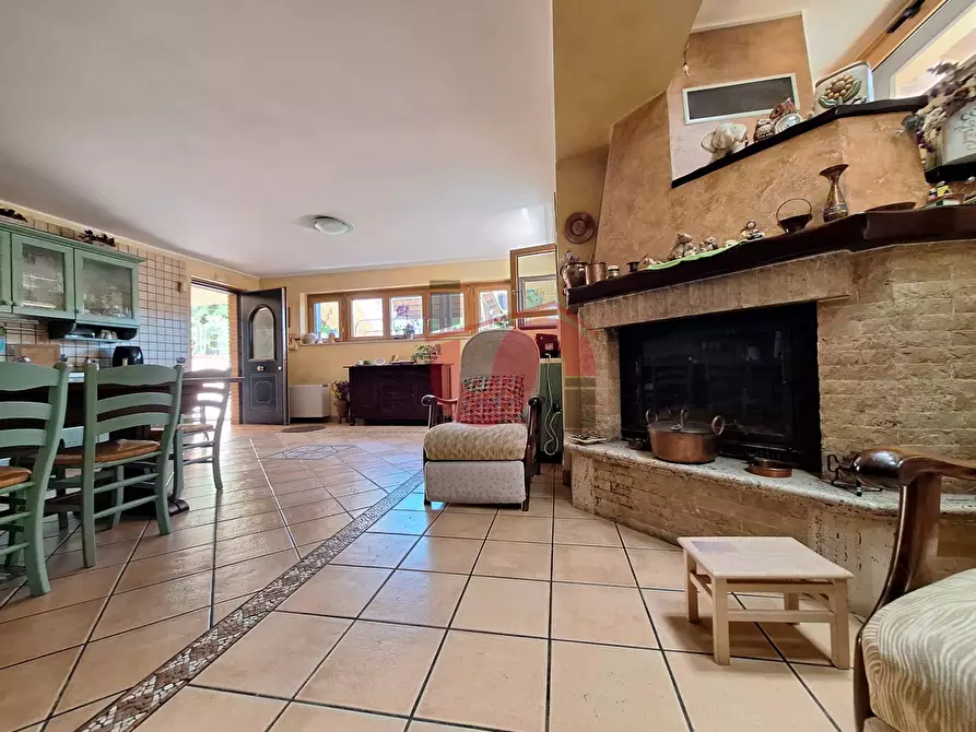 Immagine 14 di Villa in vendita  in Via Luigi Sturzo a Benevento