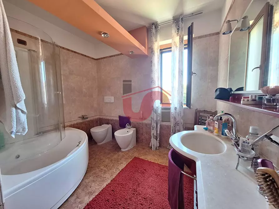 Immagine 32 di Villa in vendita  in Via Luigi Sturzo a Benevento