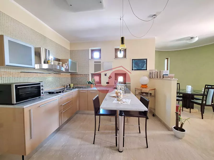 Immagine 7 di Villa in vendita  in Via Luigi Sturzo a Benevento