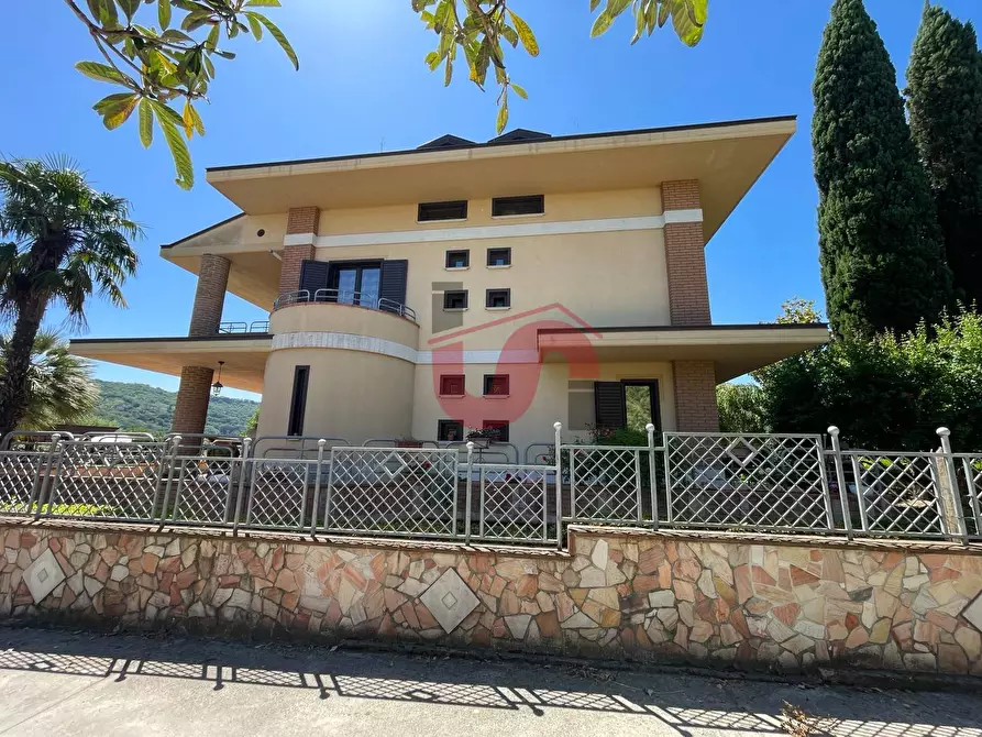 Immagine 1 di Villa in vendita  in Via Luigi Sturzo a Benevento