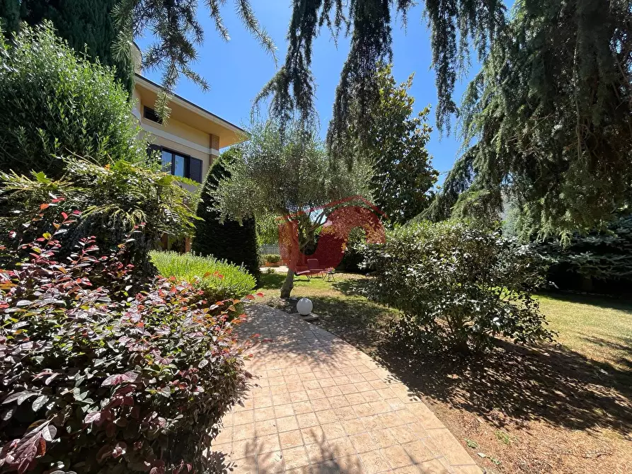 Immagine 43 di Villa in vendita  in Via Luigi Sturzo a Benevento