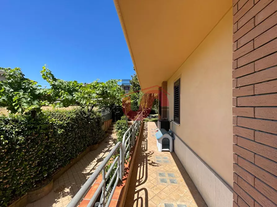 Immagine 37 di Villa in vendita  in Via Luigi Sturzo a Benevento
