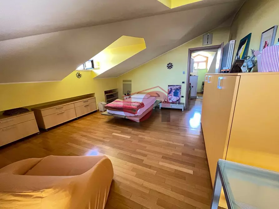 Immagine 28 di Villa in vendita  in Via Luigi Sturzo a Benevento