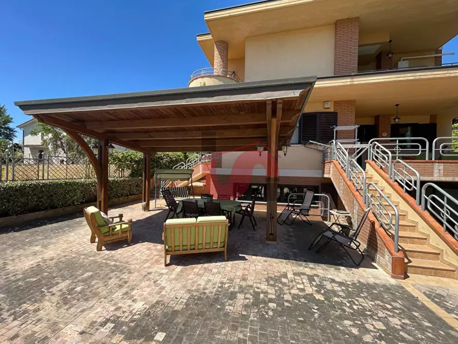 Immagine 48 di Villa in vendita  in Via Luigi Sturzo a Benevento