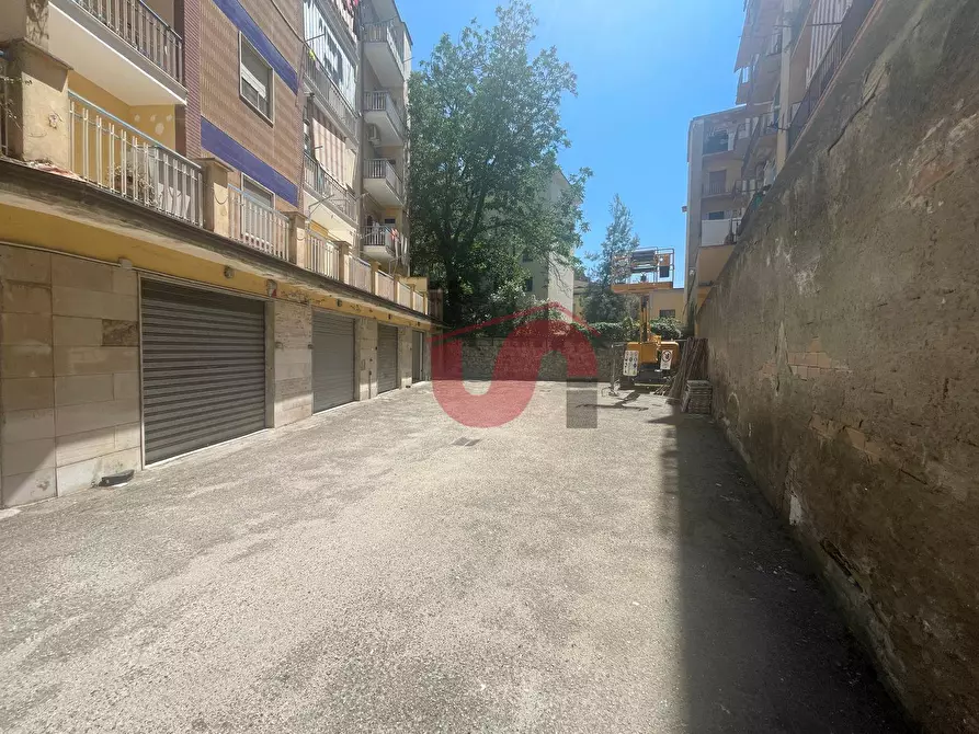 Immagine 8 di Box auto in affitto  in Via Torre della Catena a Benevento
