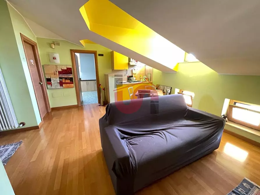 Immagine 25 di Villa in vendita  in Via Luigi Sturzo a Benevento