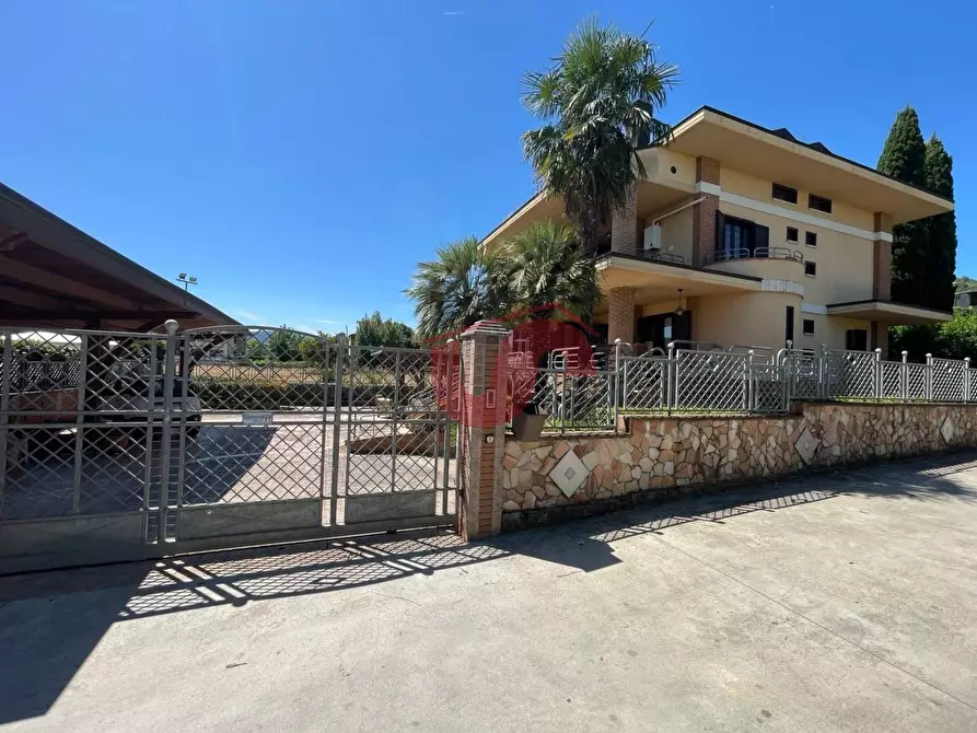 Immagine 52 di Villa in vendita  in Via Luigi Sturzo a Benevento