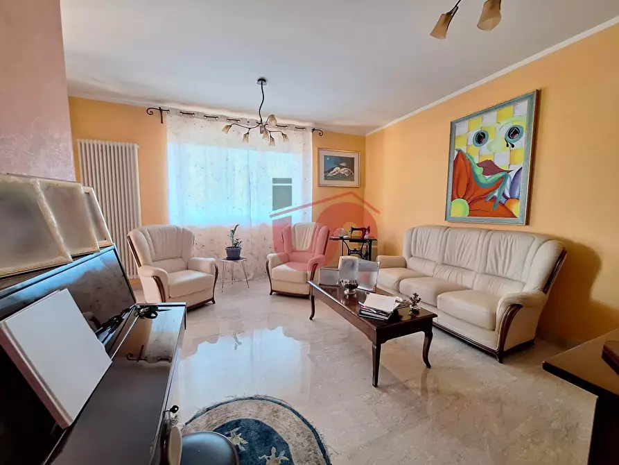 Immagine 10 di Villa in vendita  in Via Luigi Sturzo a Benevento