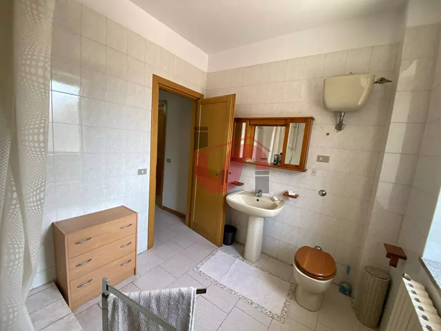 Immagine 10 di Appartamento in affitto  in Via Vitelli a Benevento