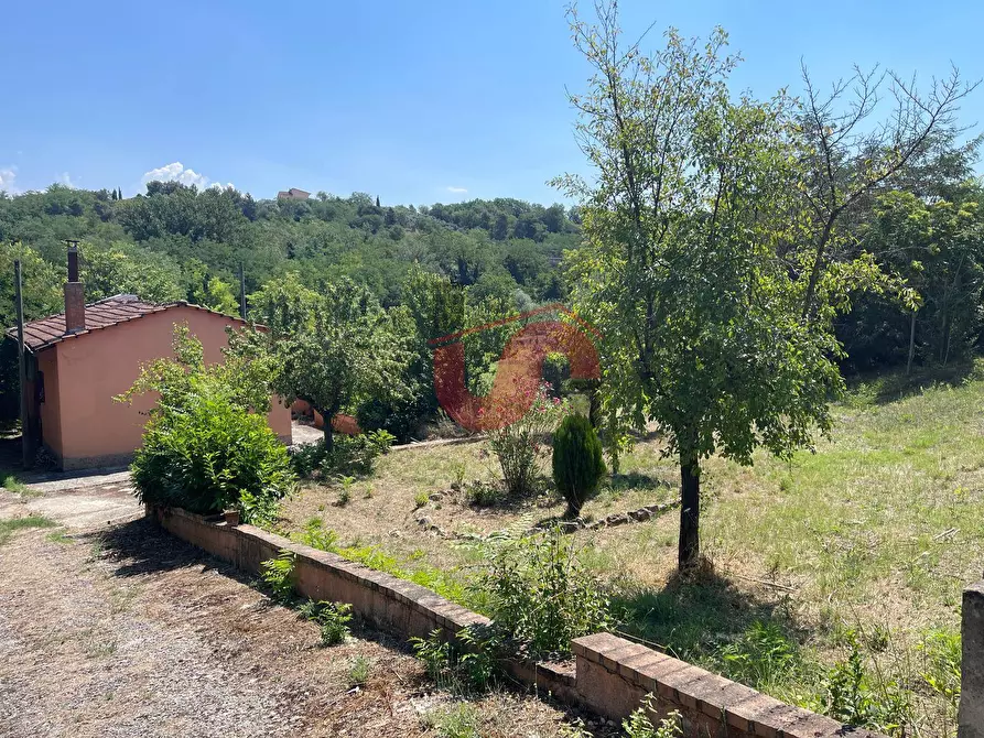Immagine 25 di Casa indipendente in vendita  in Via Bachelet a Benevento