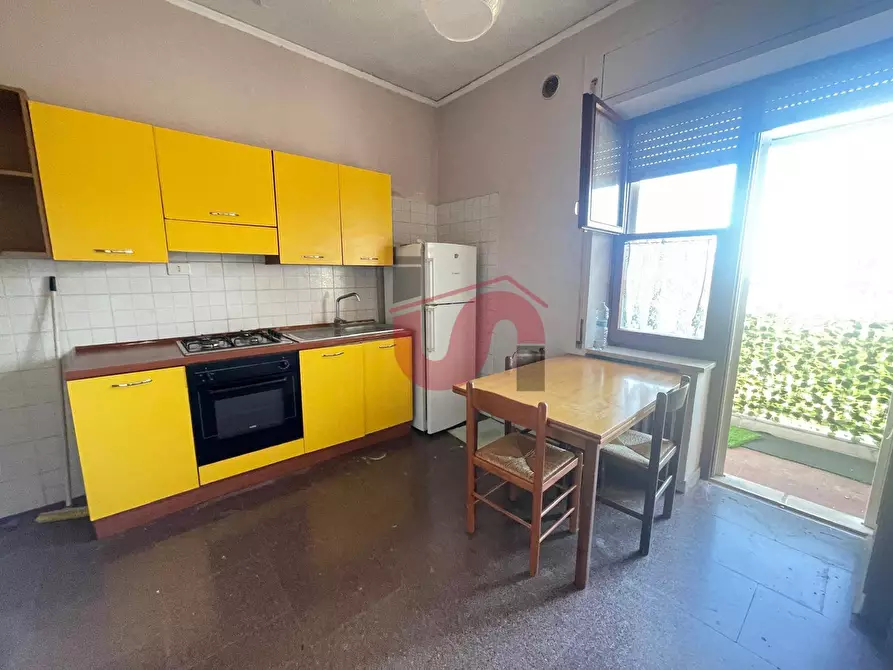 Immagine 10 di Attico in vendita  in Via Polcari a Benevento