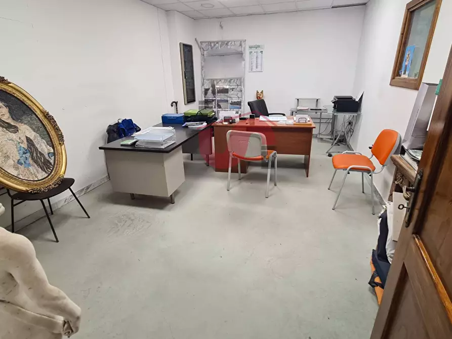 Immagine 6 di Locale commerciale in affitto  in Contrada Pianella a Morcone