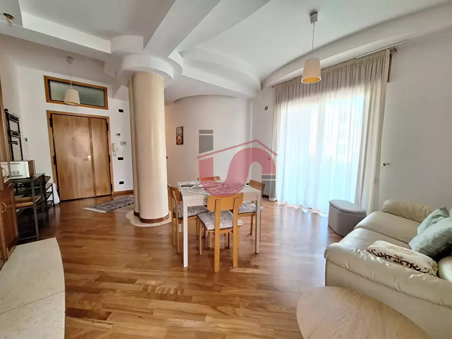 Immagine 2 di Appartamento in affitto  in Via Almerico Meomartini a Benevento