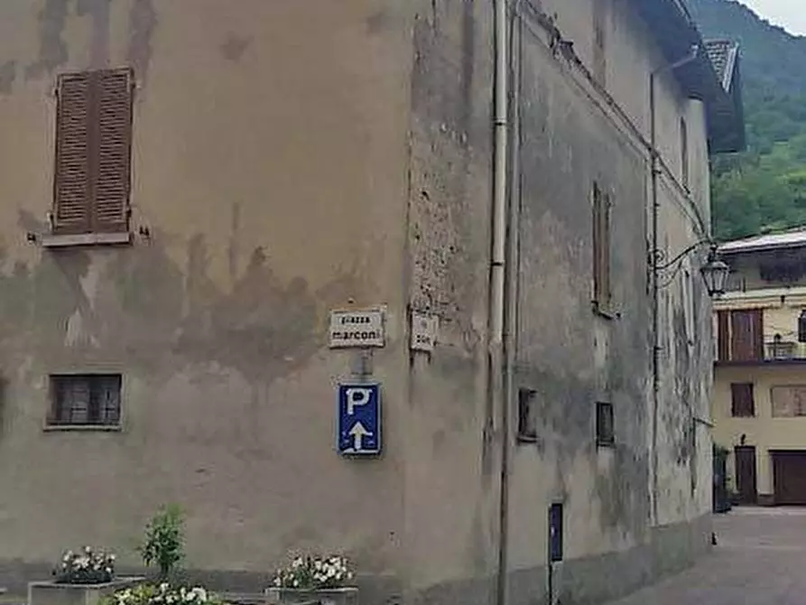 Immagine 5 di Rustico / casale in vendita  in Via Giani a Cassano Valcuvia