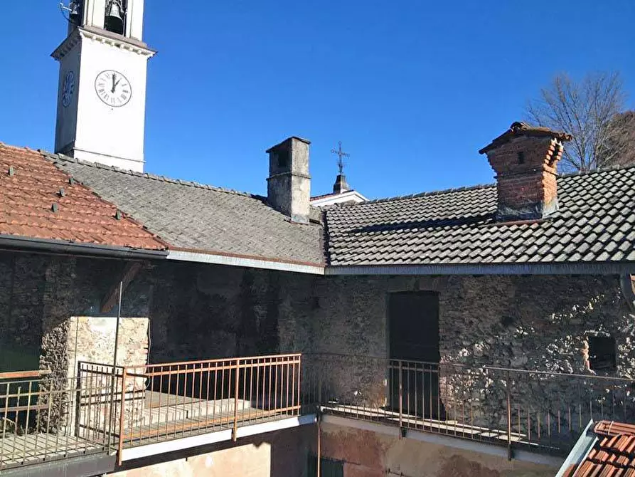 Immagine 12 di Rustico / casale in vendita  in Via Giani a Cassano Valcuvia