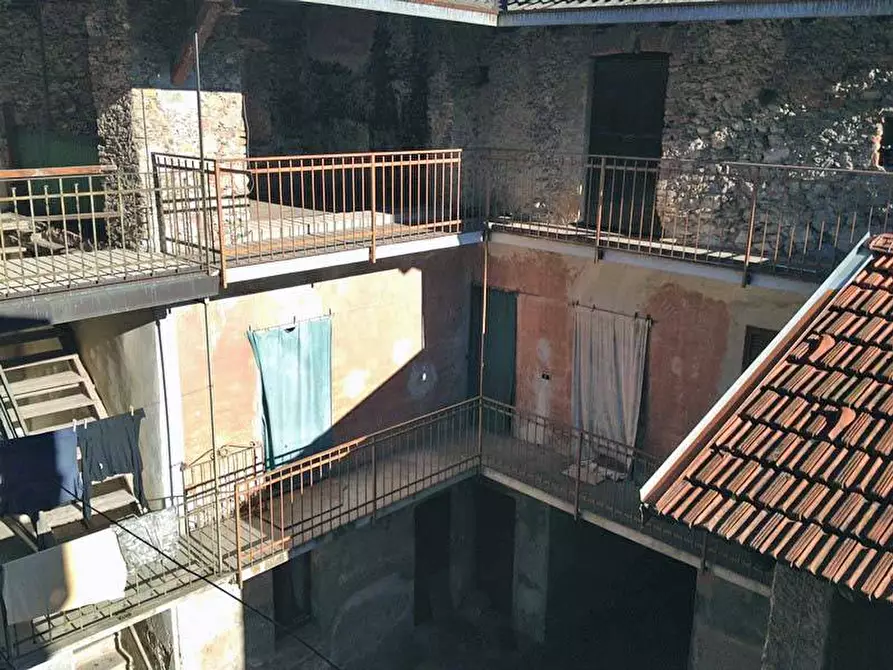 Immagine 13 di Rustico / casale in vendita  in Via Giani a Cassano Valcuvia