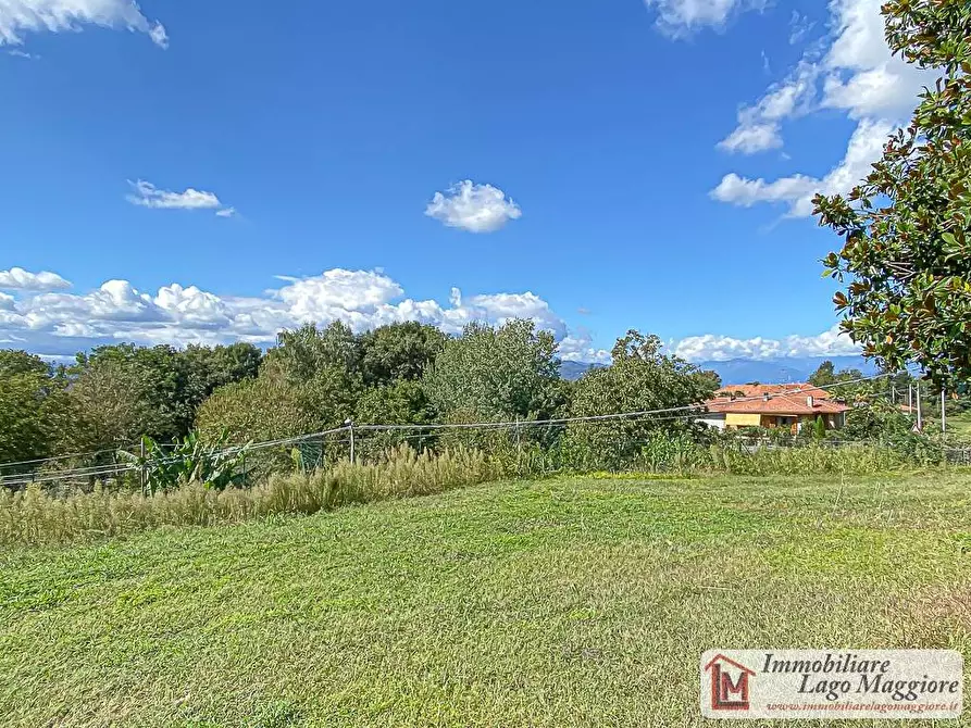 Immagine 4 di Terreno residenziale in vendita  in Via Rossini a Cadrezzate Con Osmate