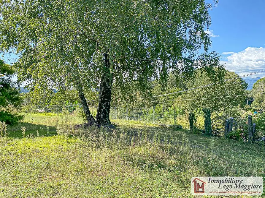 Immagine 6 di Terreno residenziale in vendita  in Via Rossini a Cadrezzate Con Osmate