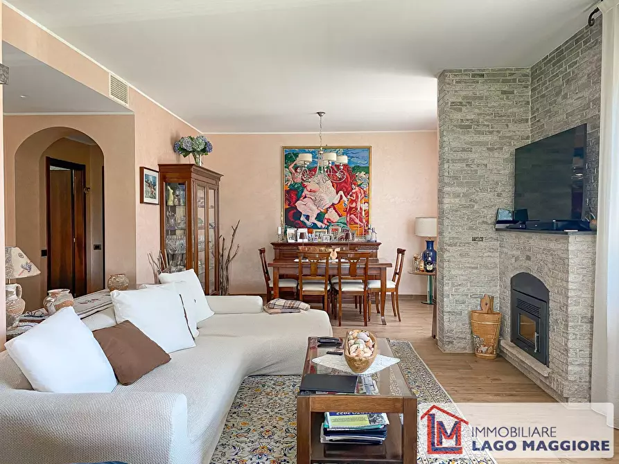Immagine 10 di Villa in vendita  in Via Milano 470 a Ispra