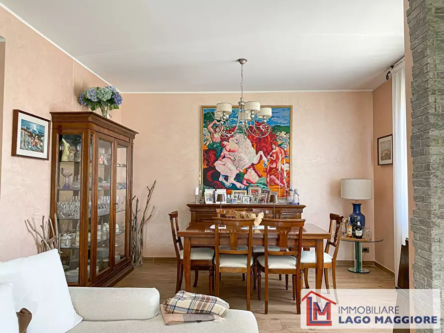 Immagine 14 di Villa in vendita  in Via Milano 470 a Ispra
