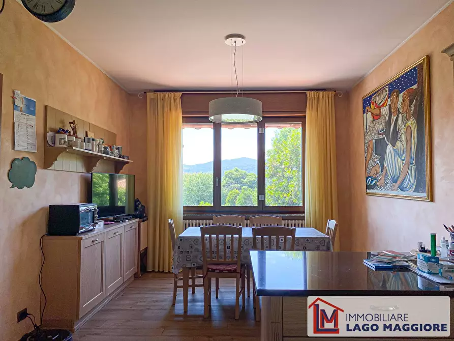Immagine 17 di Villa in vendita  in Via Milano 470 a Ispra