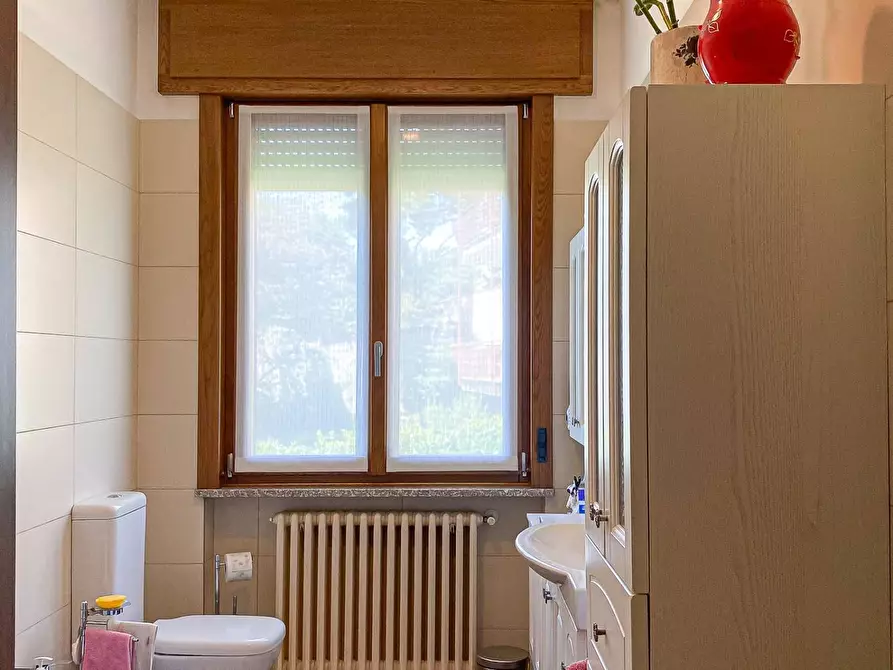 Immagine 22 di Villa in vendita  in Via Milano 470 a Ispra