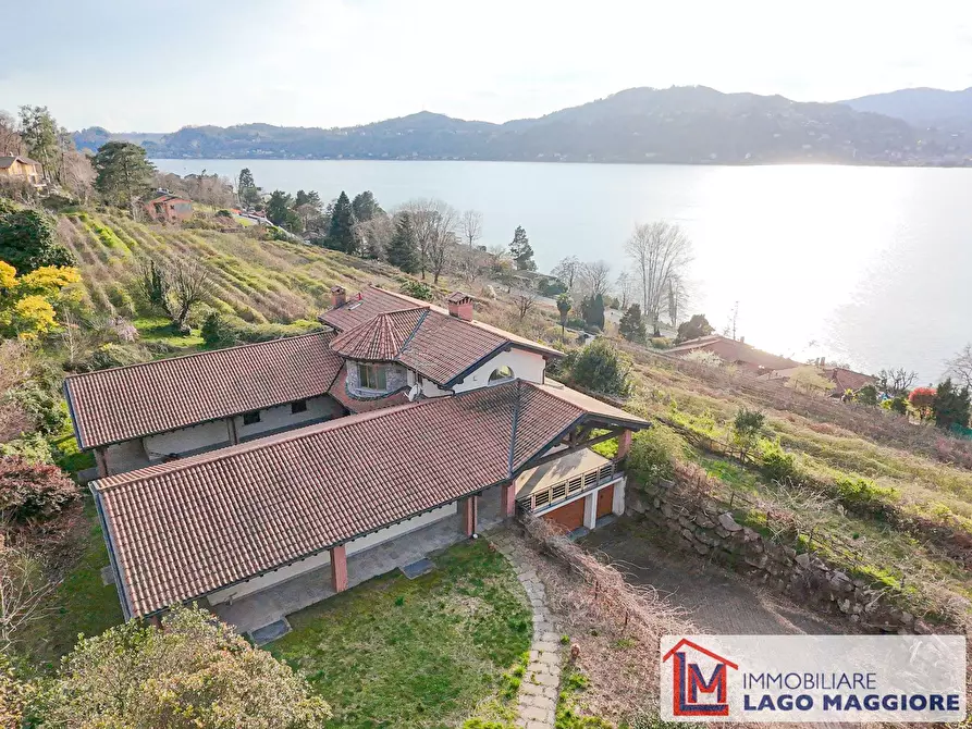 Immagine 6 di Villa in vendita  in Via Fermi a Ranco