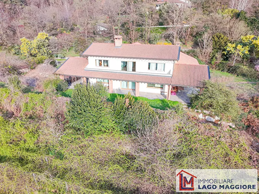 Immagine 7 di Villa in vendita  in Via Fermi a Ranco
