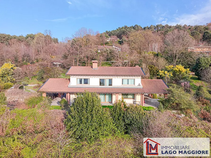 Immagine 8 di Villa in vendita  in Via Fermi a Ranco