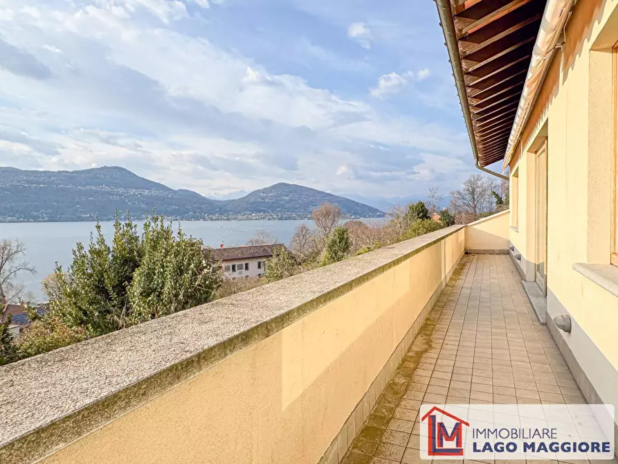 Immagine 12 di Villa in vendita  in Via Fermi a Ranco